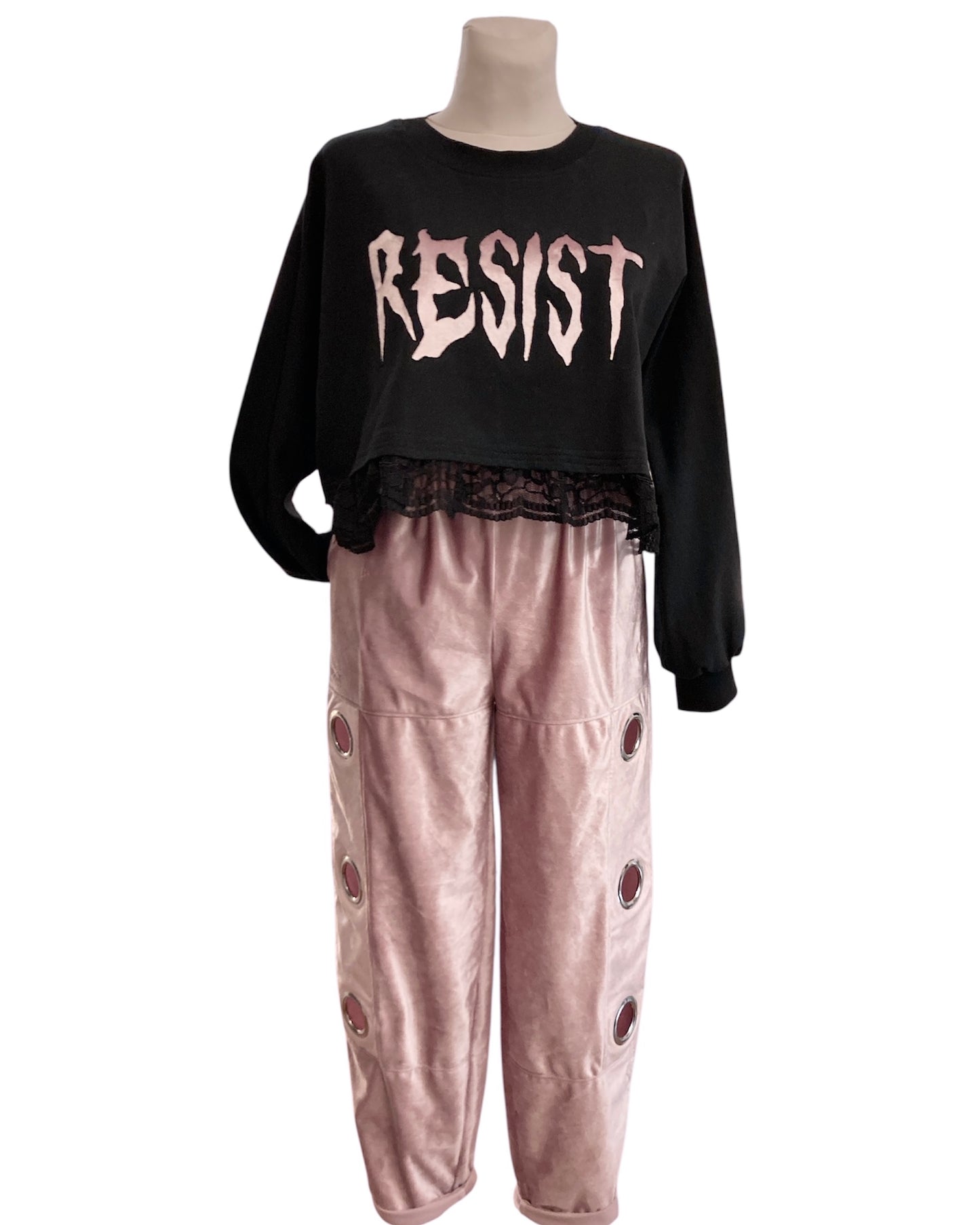 RESIST jumper - One size