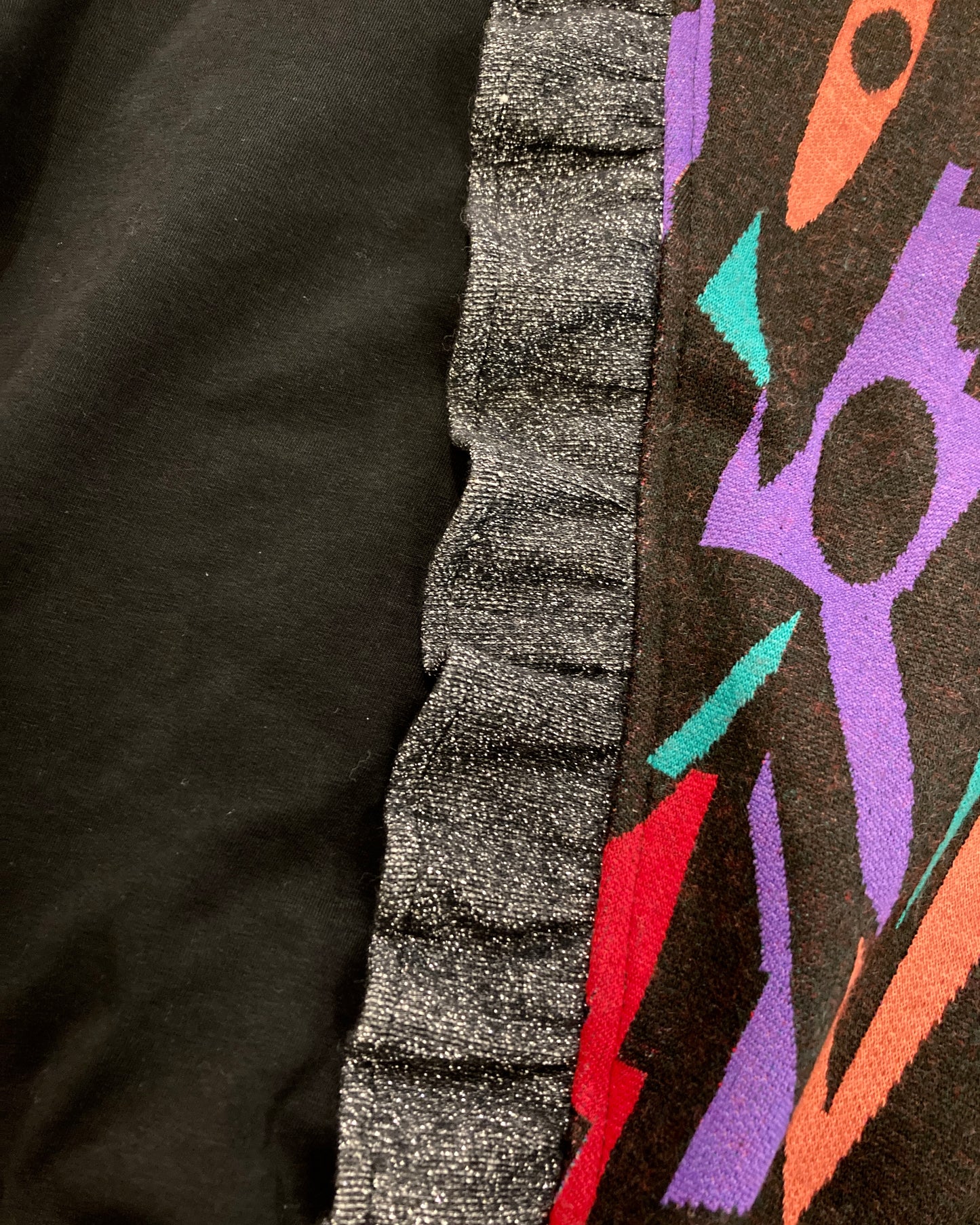 CHERRY jumper - Size M